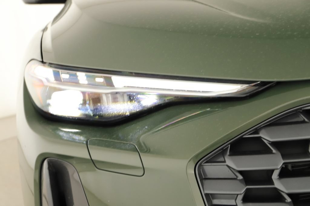 Used 2025 Audi Q5 Prestige AWD/4WD image 40