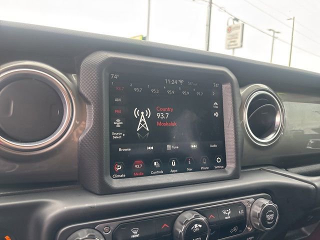 Used 2020 Jeep Wrangler Unlimited Sahara w/ Uconnect 4C Nav & Sound Group image 24