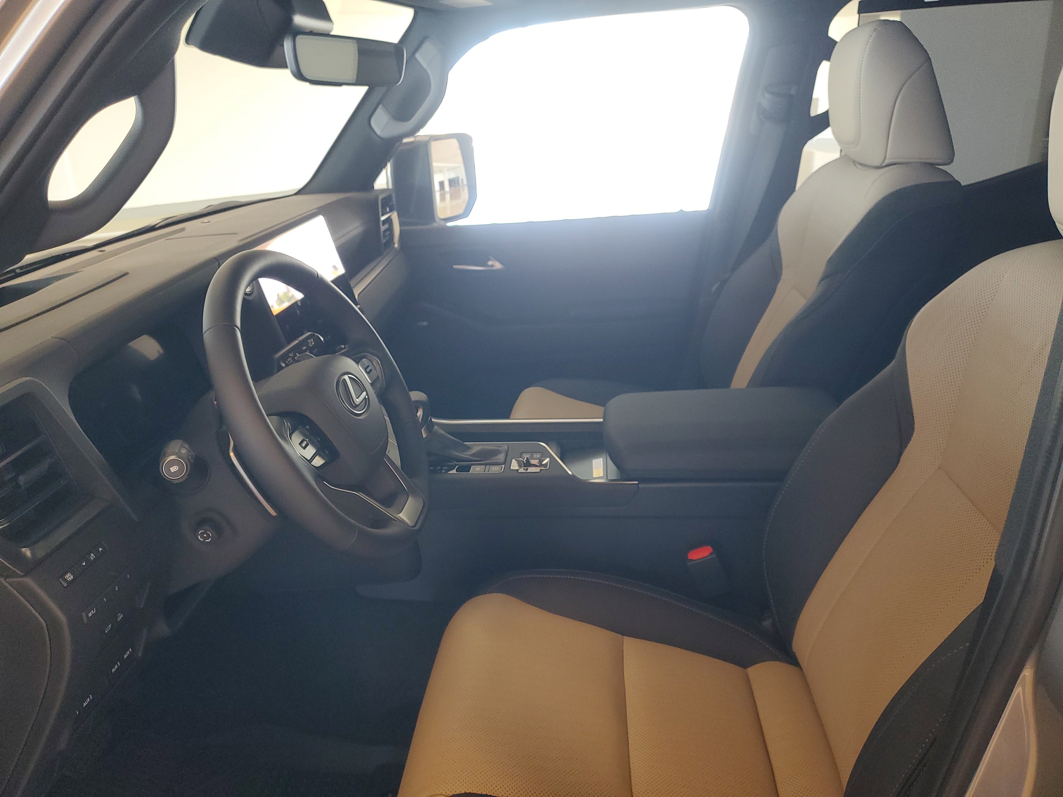 New 2026 Lexus GX 550 image 9