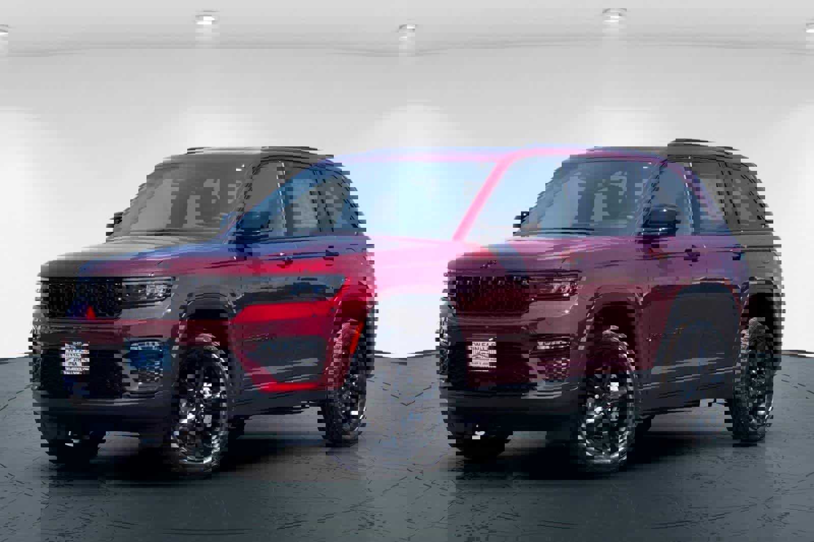 New 2025 Jeep Grand Cherokee Limited w/ Black Appearance Package