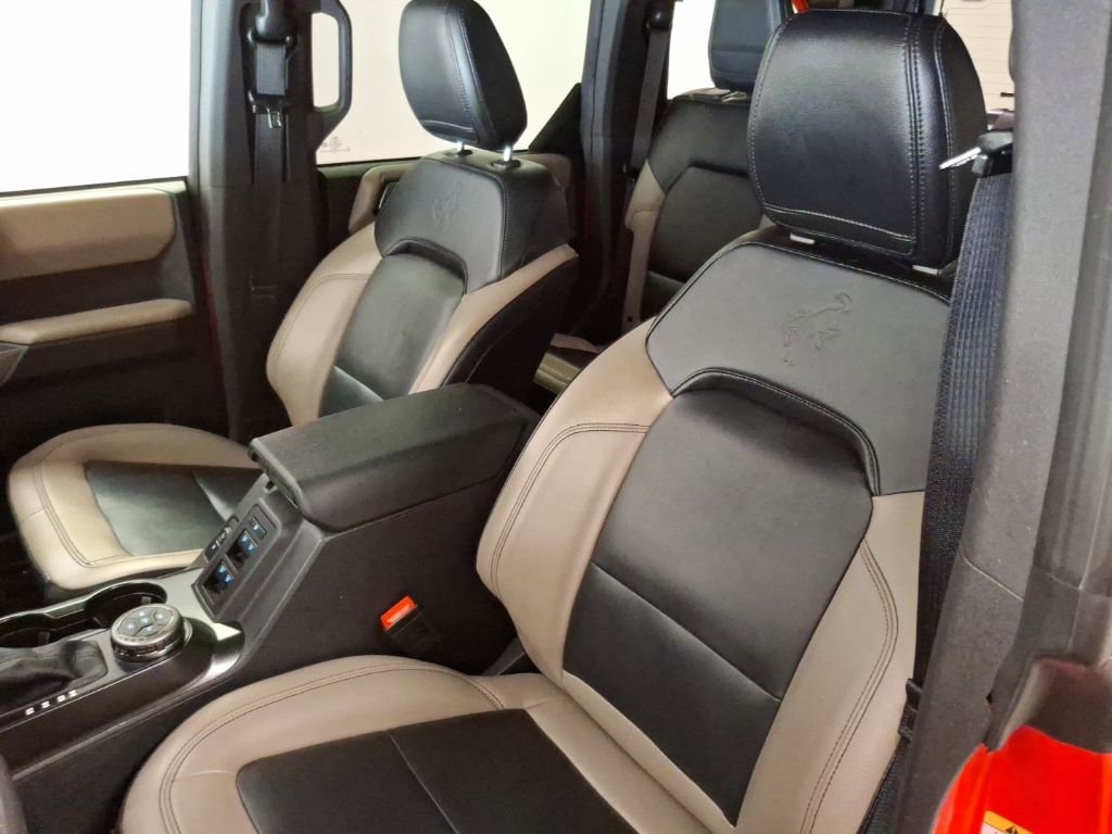 Used 2023 Ford Bronco Wildtrak image 18