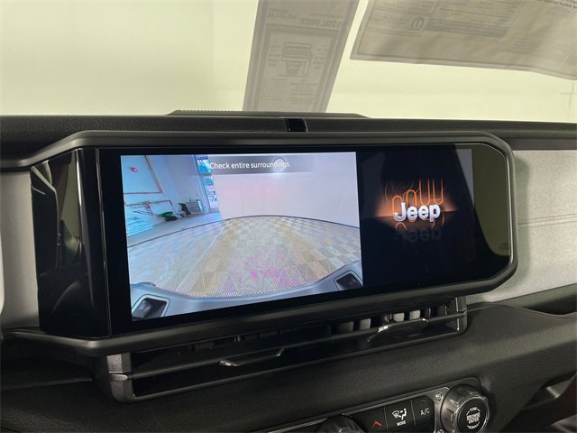 New 2025 Jeep Gladiator Sport image 7