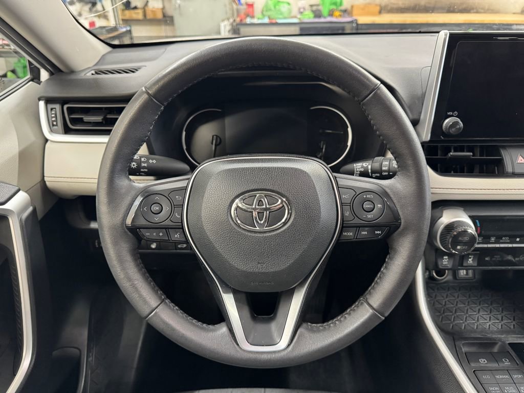 Used 2023 Toyota RAV4 XLE w/ Convenience Package image 19