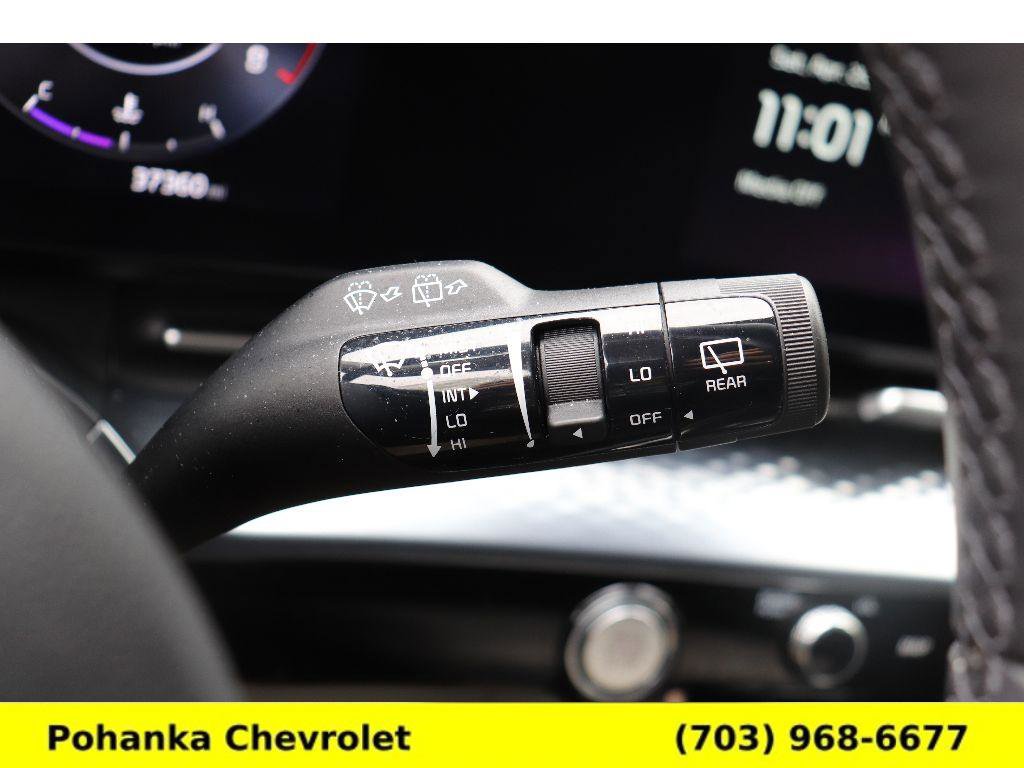 Used 2024 Kia Carnival SX Prestige FWD image 11