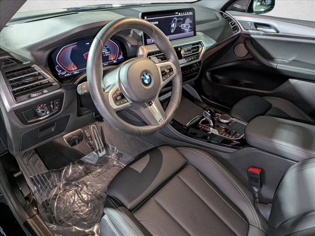 Used 2025 BMW X4 xDrive30i w/ Premium Package image 10