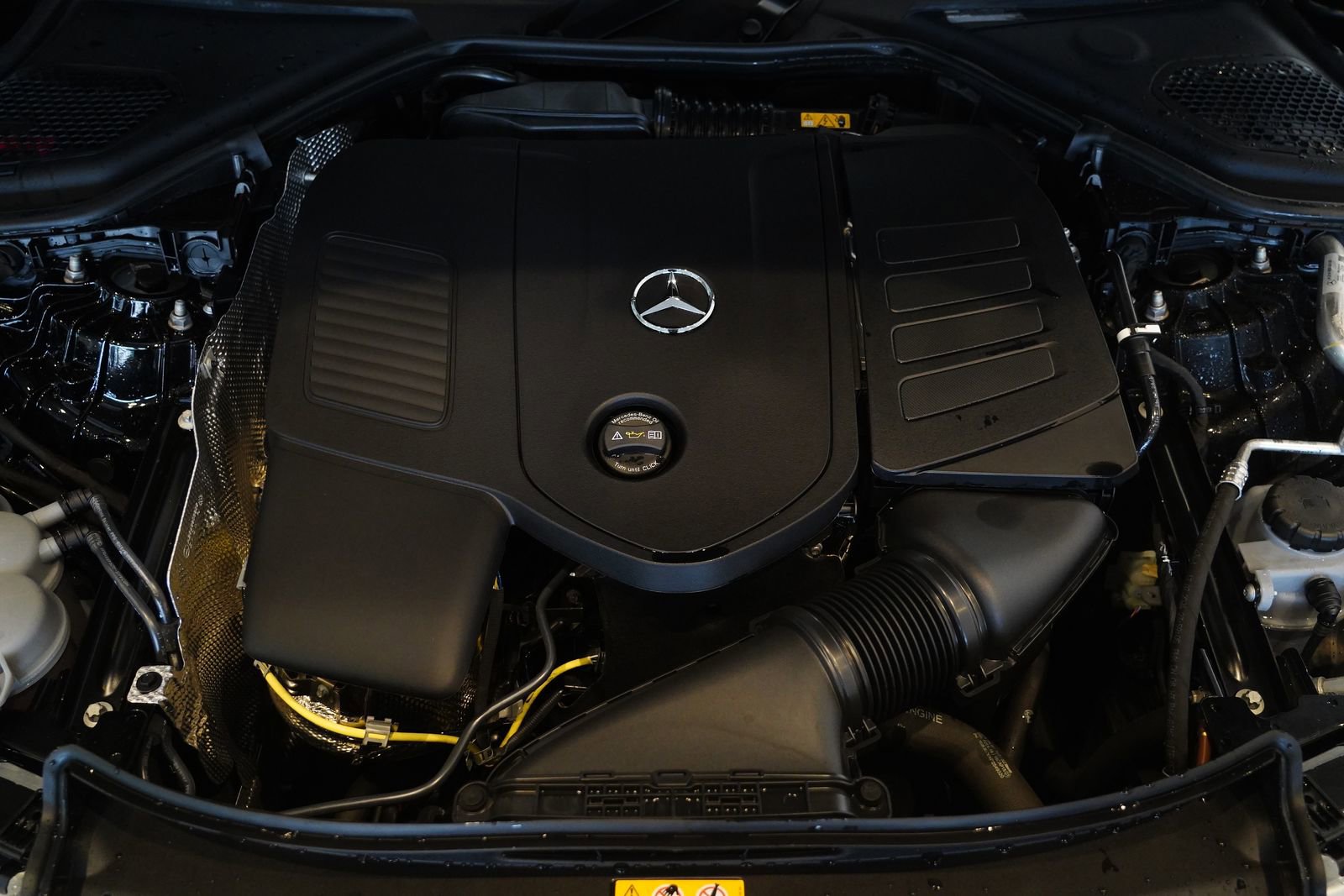 Used 2025 Mercedes-Benz E 350 4MATIC Sedan image 28