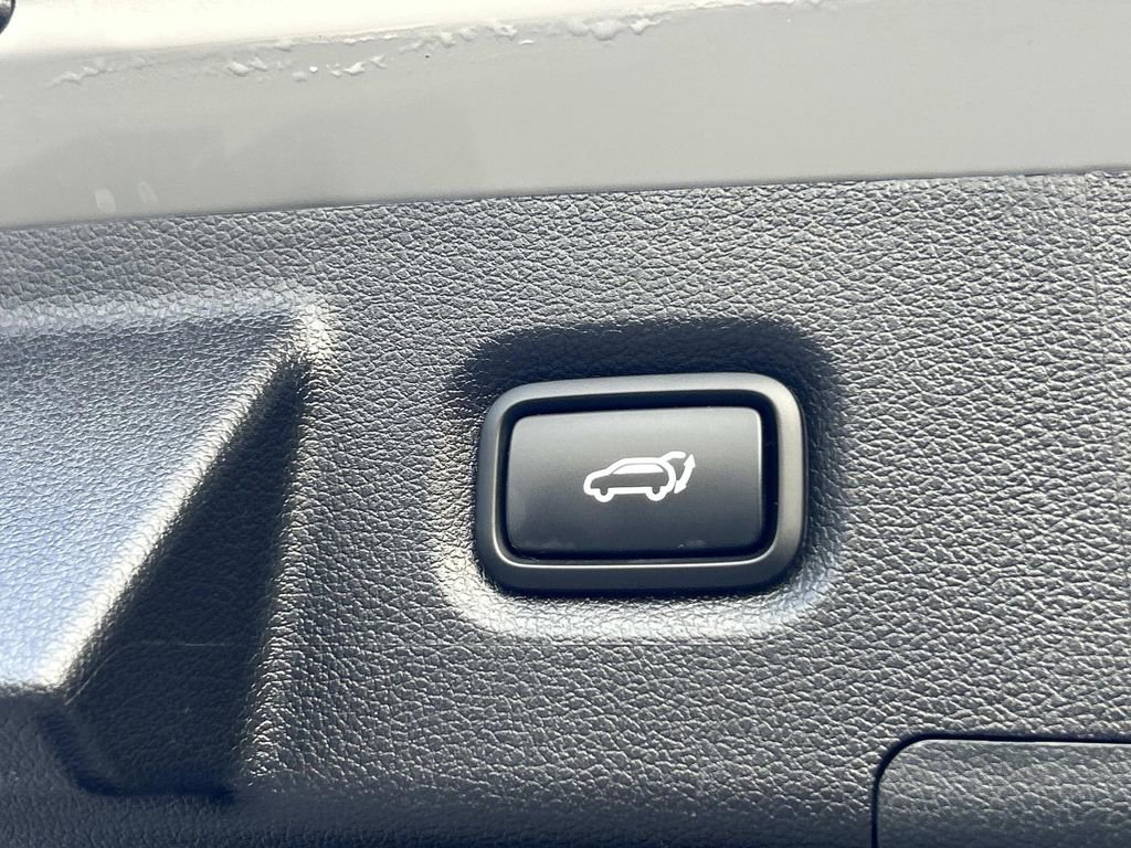 Used 2023 Hyundai Santa Fe Calligraphy image 15