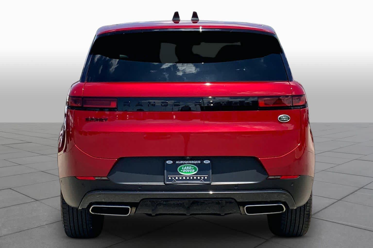 Used 2023 Land Rover Range Rover Sport SE AWD/4WD image 5