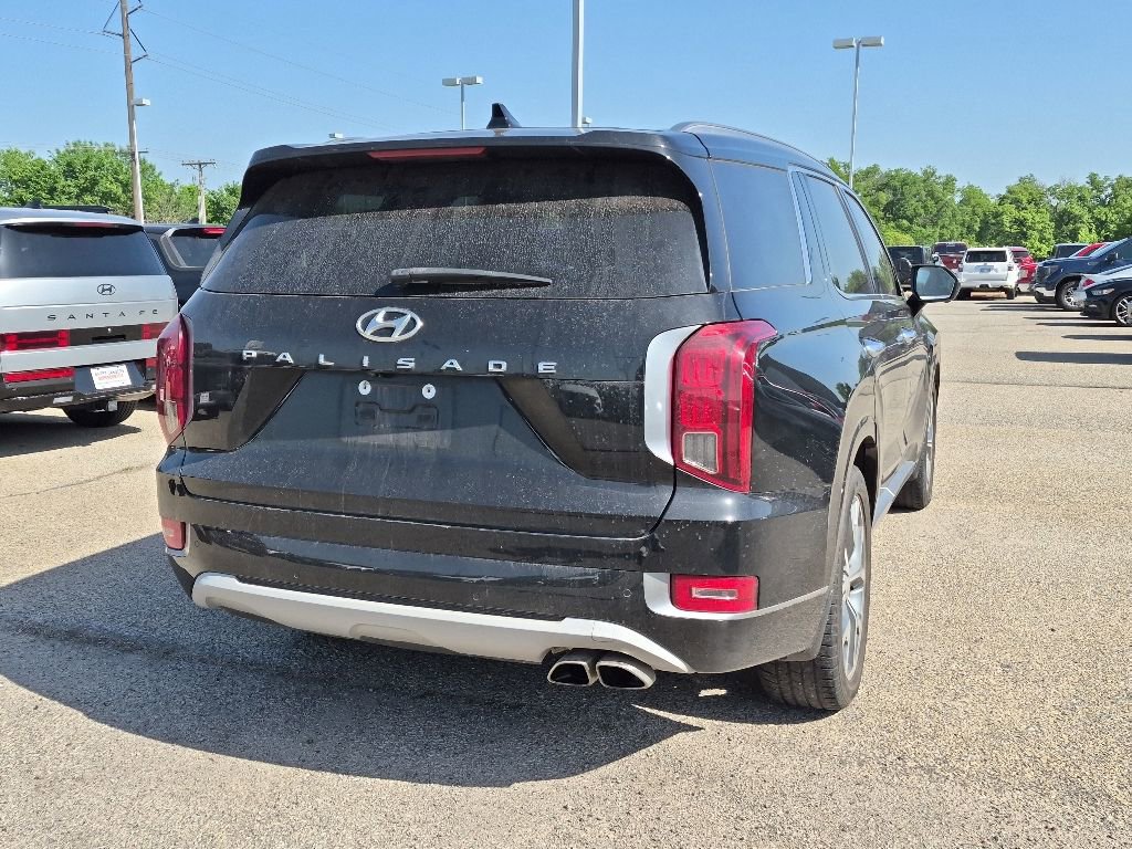 Used 2021 Hyundai Palisade Limited FWD image 6