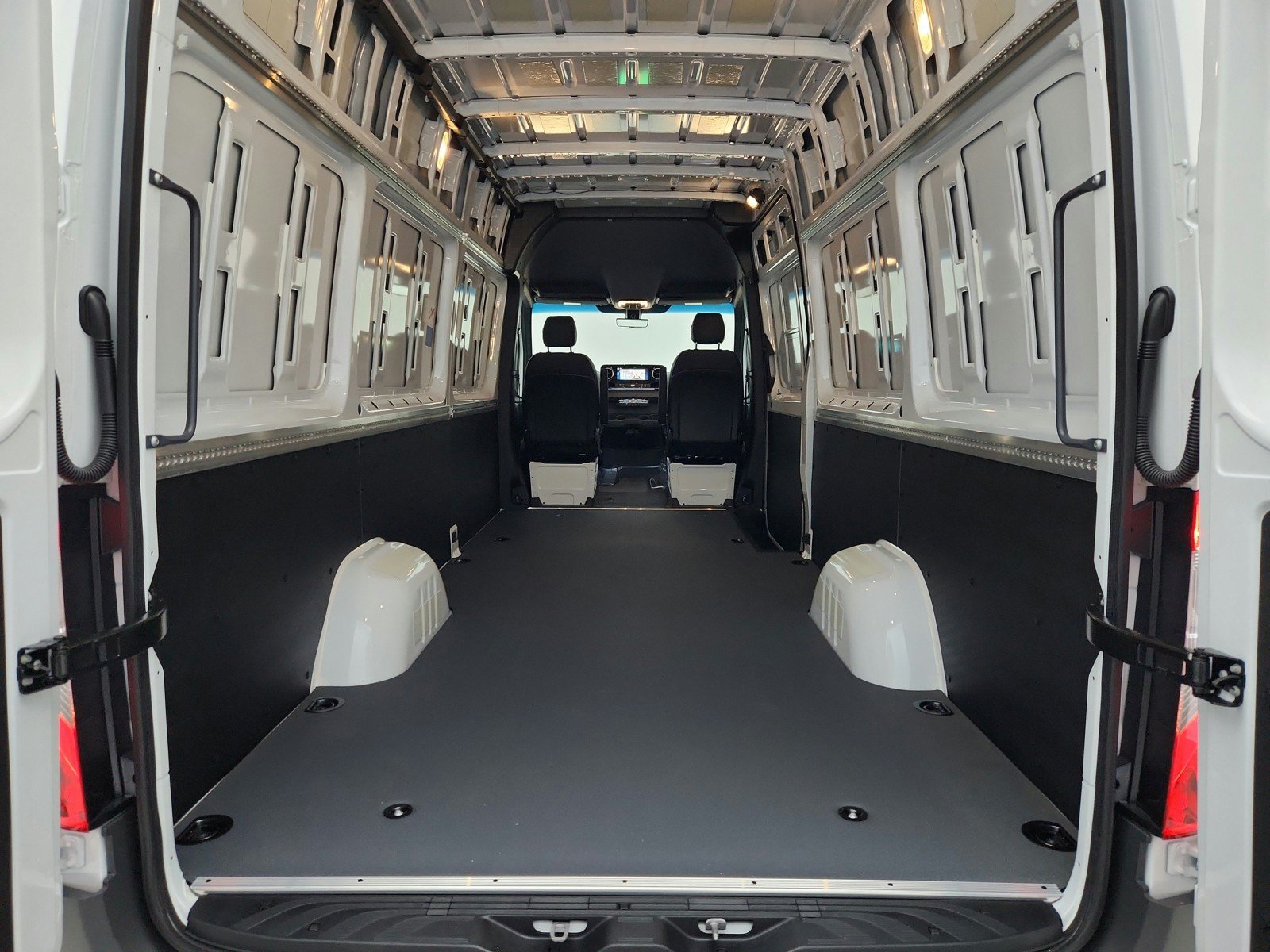 New 2026 Mercedes-Benz Sprinter 2500 image 20