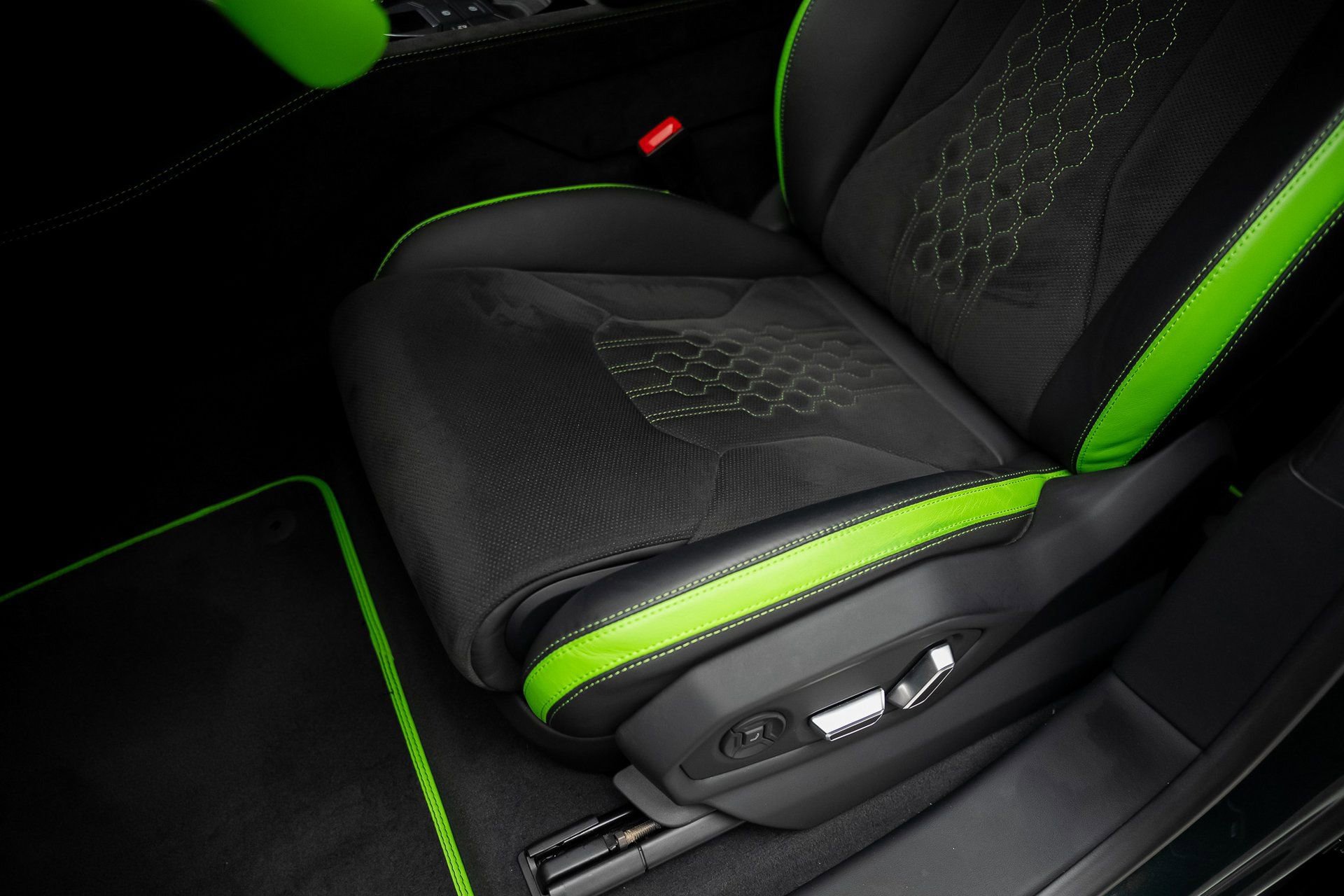 Used 2024 Lamborghini Urus S AWD/4WD image 66