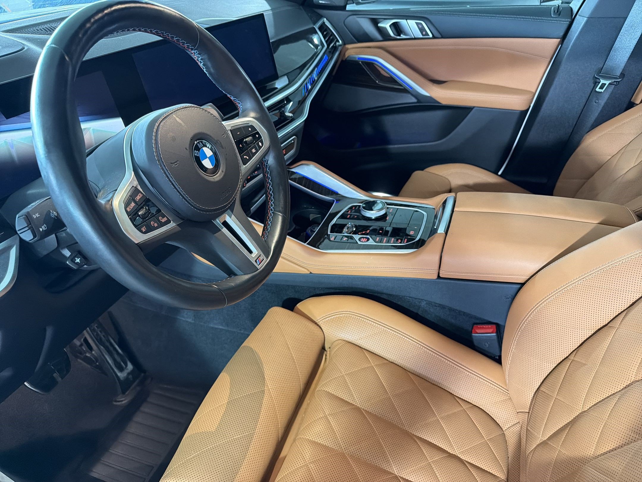 Certified 2024 BMW X6 M60i AWD/4WD image 4