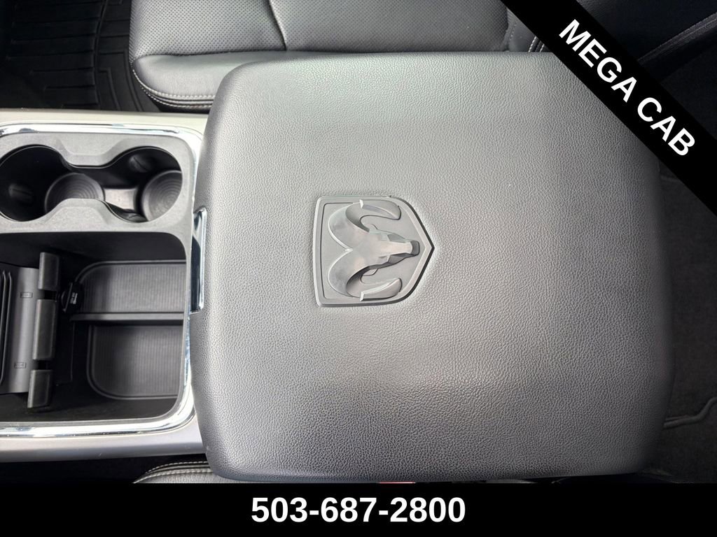 Used 2018 RAM 3500 Laramie image 19