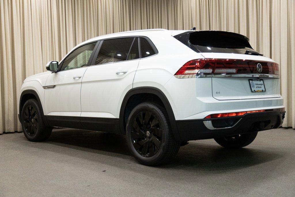 New 2026 Volkswagen Atlas Cross Sport SE image 6