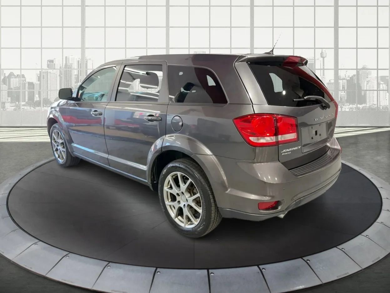 Used 2016 Dodge Journey R/T w/ Driver Convenience Group image 5