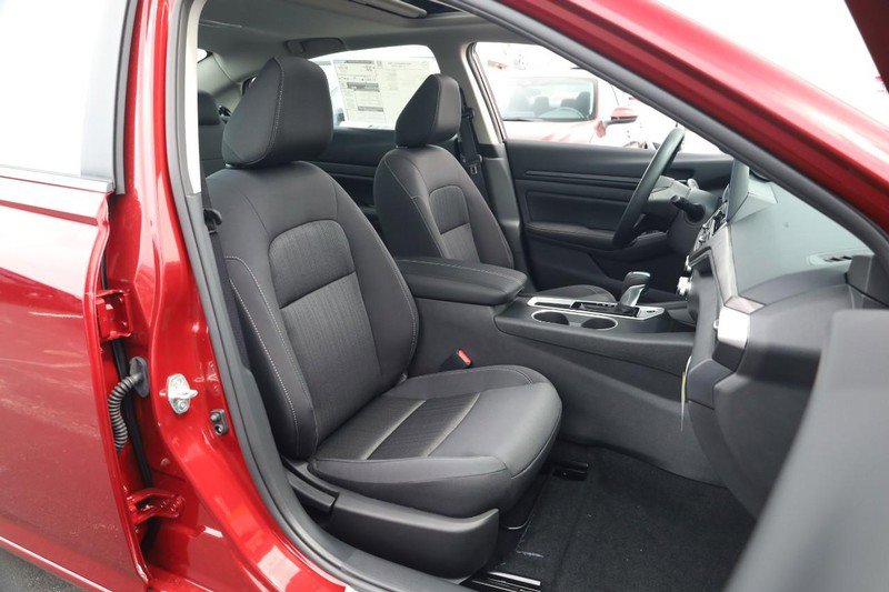 New 2025 Nissan Altima 2.5 SV w/ SV Special Edition Package image 24