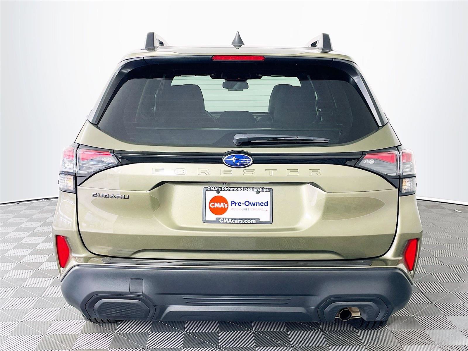 Used 2026 Subaru Forester Premium AWD/4WD image 9