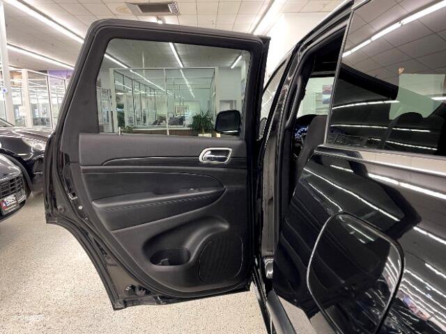 Used 2021 Jeep Grand Cherokee Laredo image 29