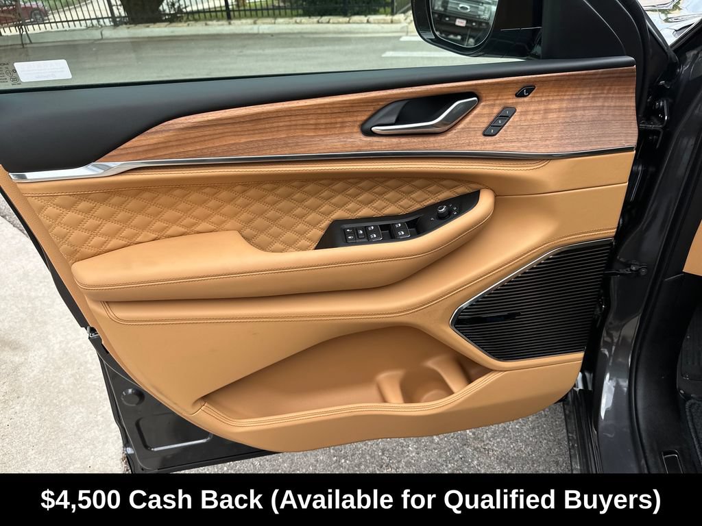 New 2026 Jeep Grand Cherokee L Summit w/ Advanced Protech Group IV AWD/4WD image 16