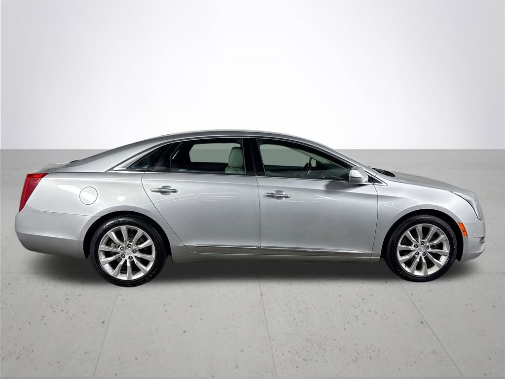 Used 2017 Cadillac XTS Luxury image 5