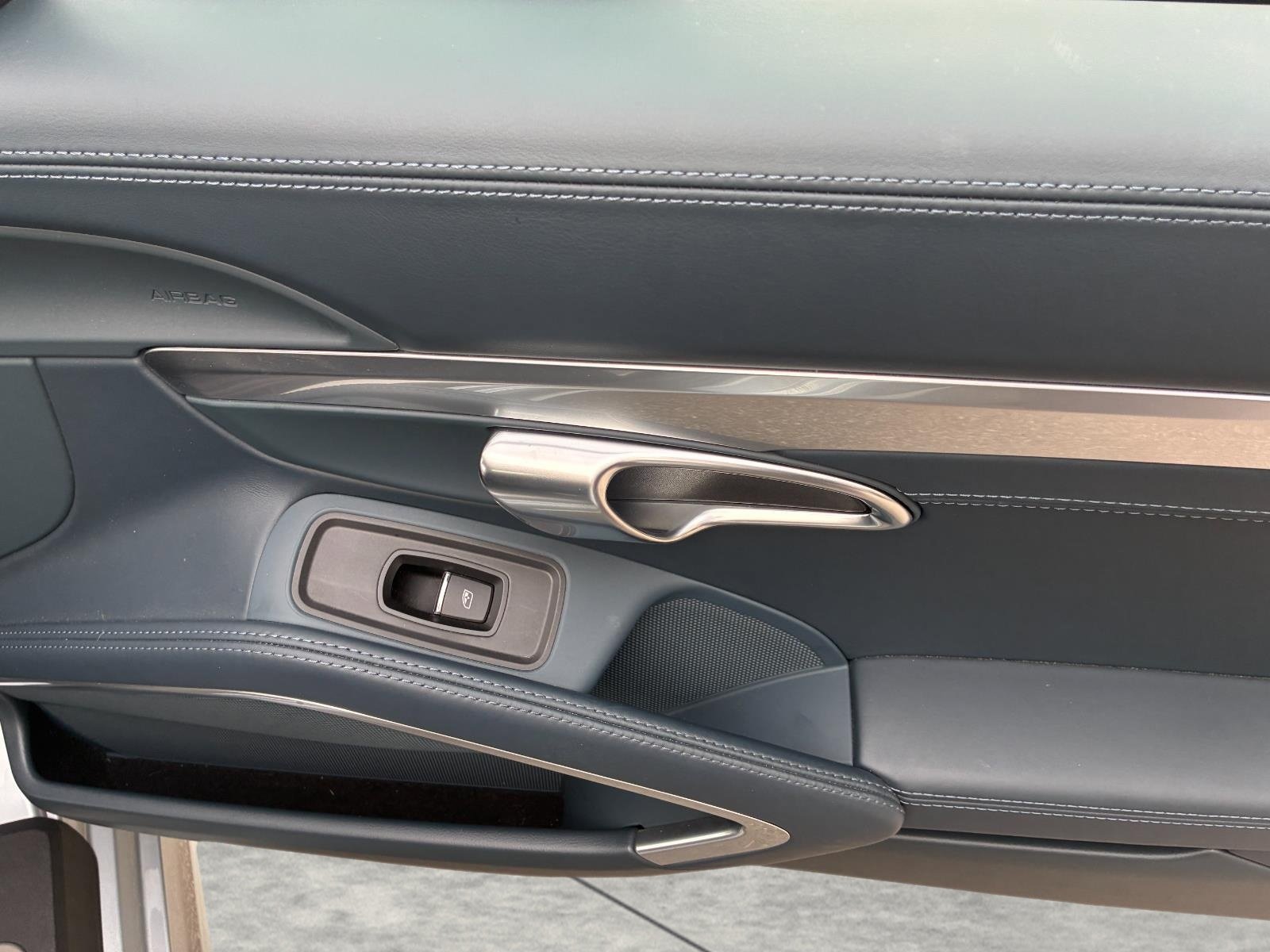 Used 2022 Porsche 718 Boxster RWD image 19