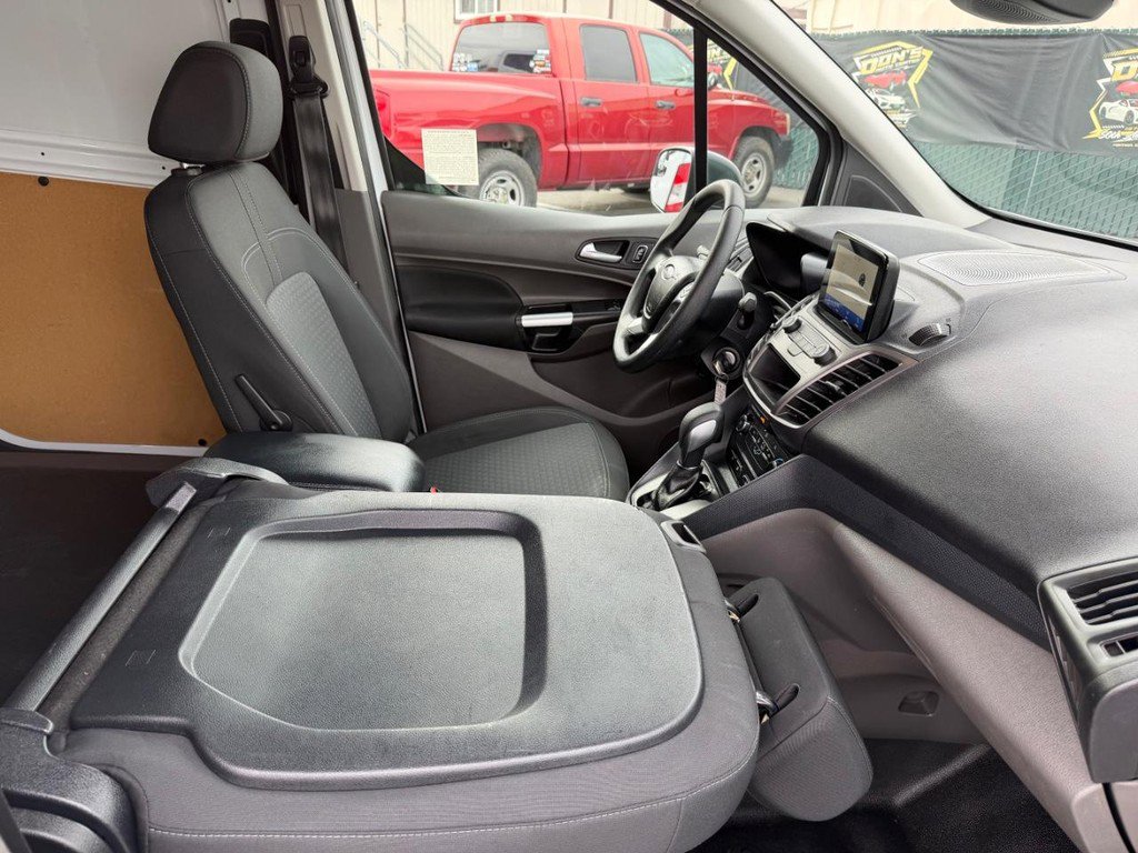 Used 2021 Ford Transit Connect XLT image 46