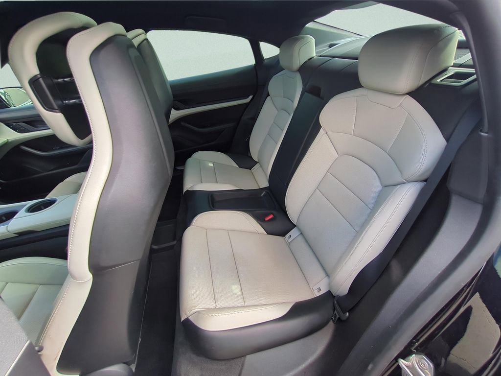 Used 2020 Porsche Taycan 4S AWD/4WD image 9