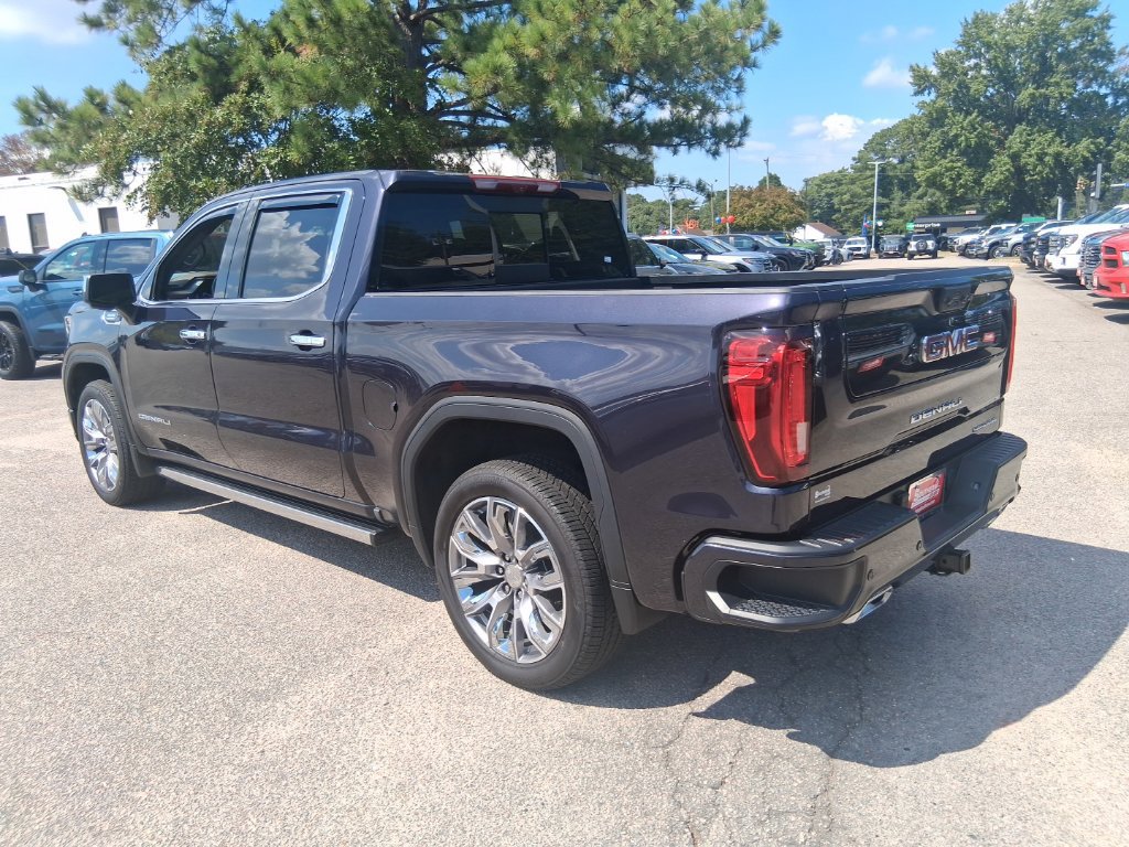 Used 2025 GMC Sierra 1500 Denali w/ Denali Reserve Package AWD/4WD image 7