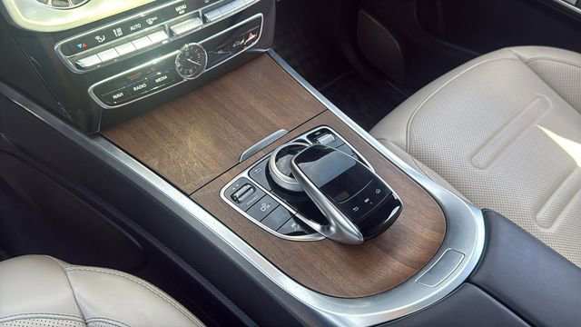 Used 2021 Mercedes-Benz G 550 image 32
