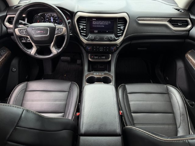 Used 2020 GMC Acadia Denali w/ Denali Ultimate Package AWD/4WD image 9