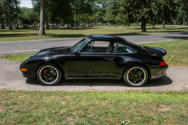 Used 1996 Porsche 911 Turbo RWD image 6