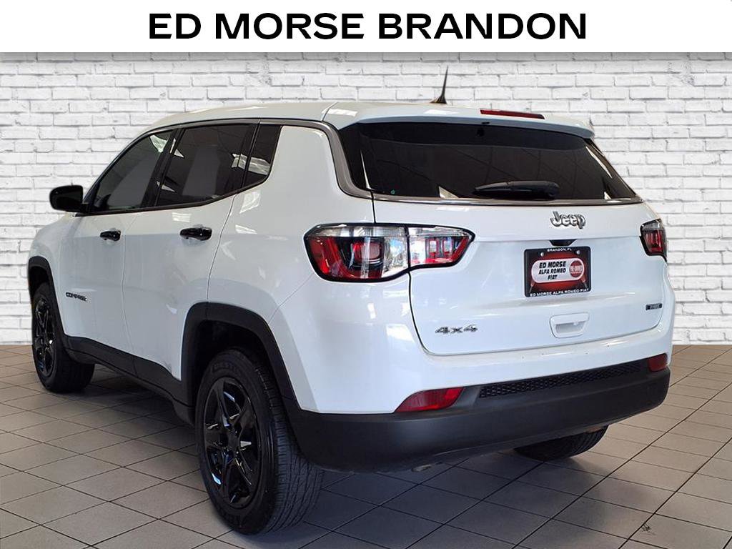 Used 2023 Jeep Compass Sport image 3