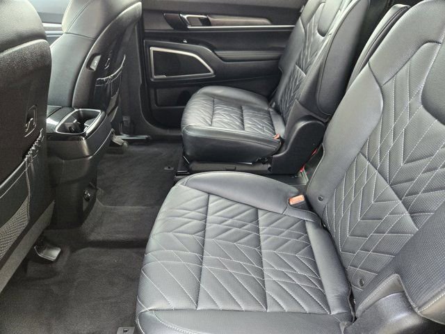 Used 2024 Kia Telluride EX X-Line image 31