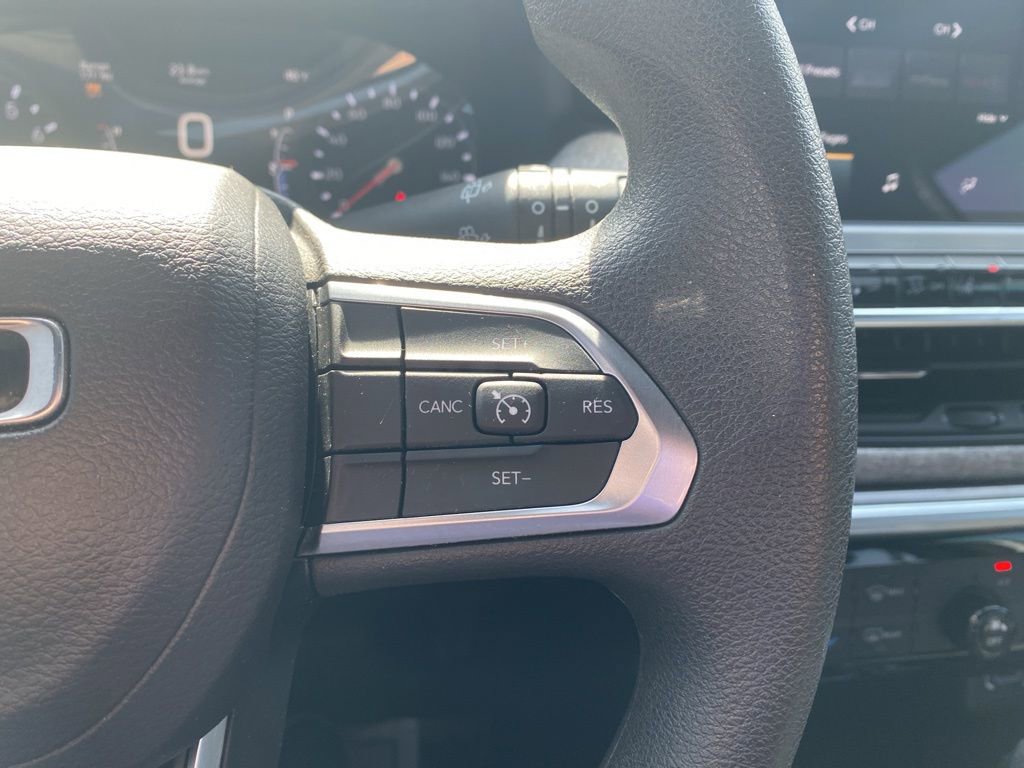 Certified 2024 Jeep Compass Sport image 23