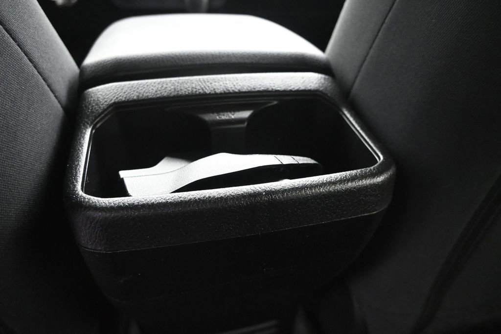 Used 2016 Toyota Tacoma SR5 w/ Towing Package RWD image 18