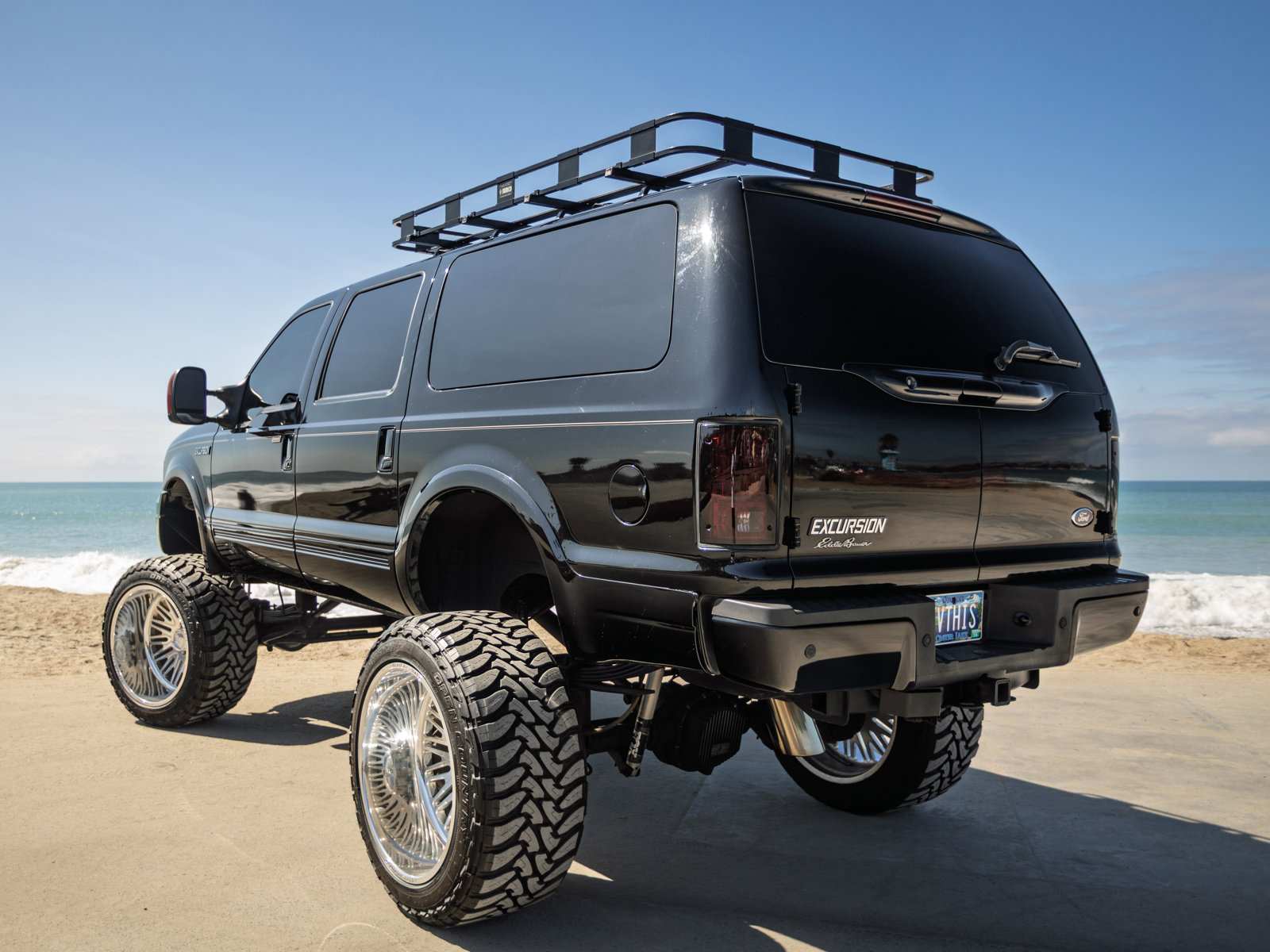 Used 2005 Ford Excursion Eddie Bauer AWD/4WD image 9