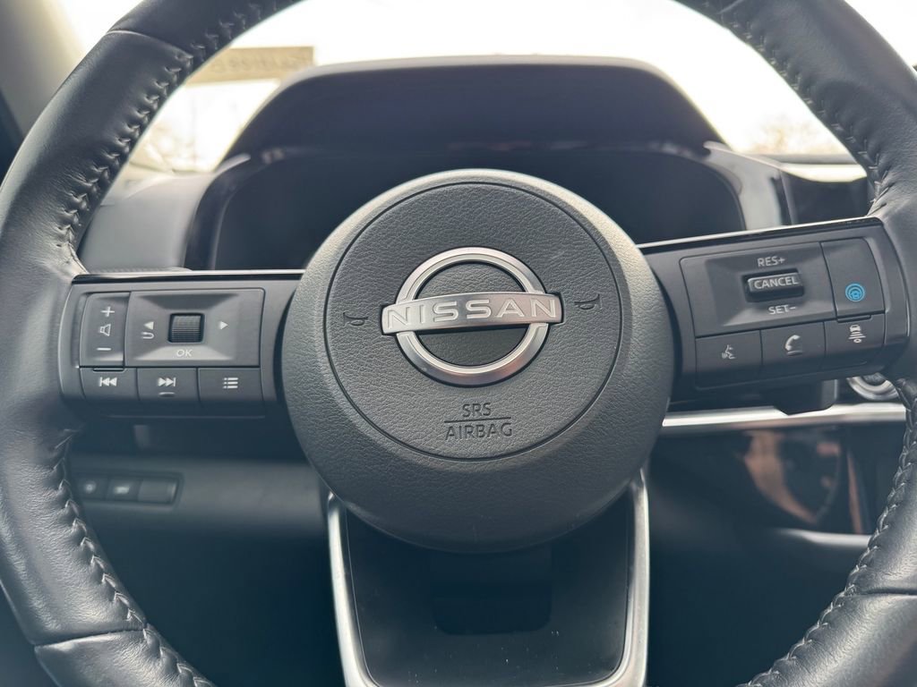 Used 2023 Nissan Pathfinder SL w/ SL Premium Package image 18