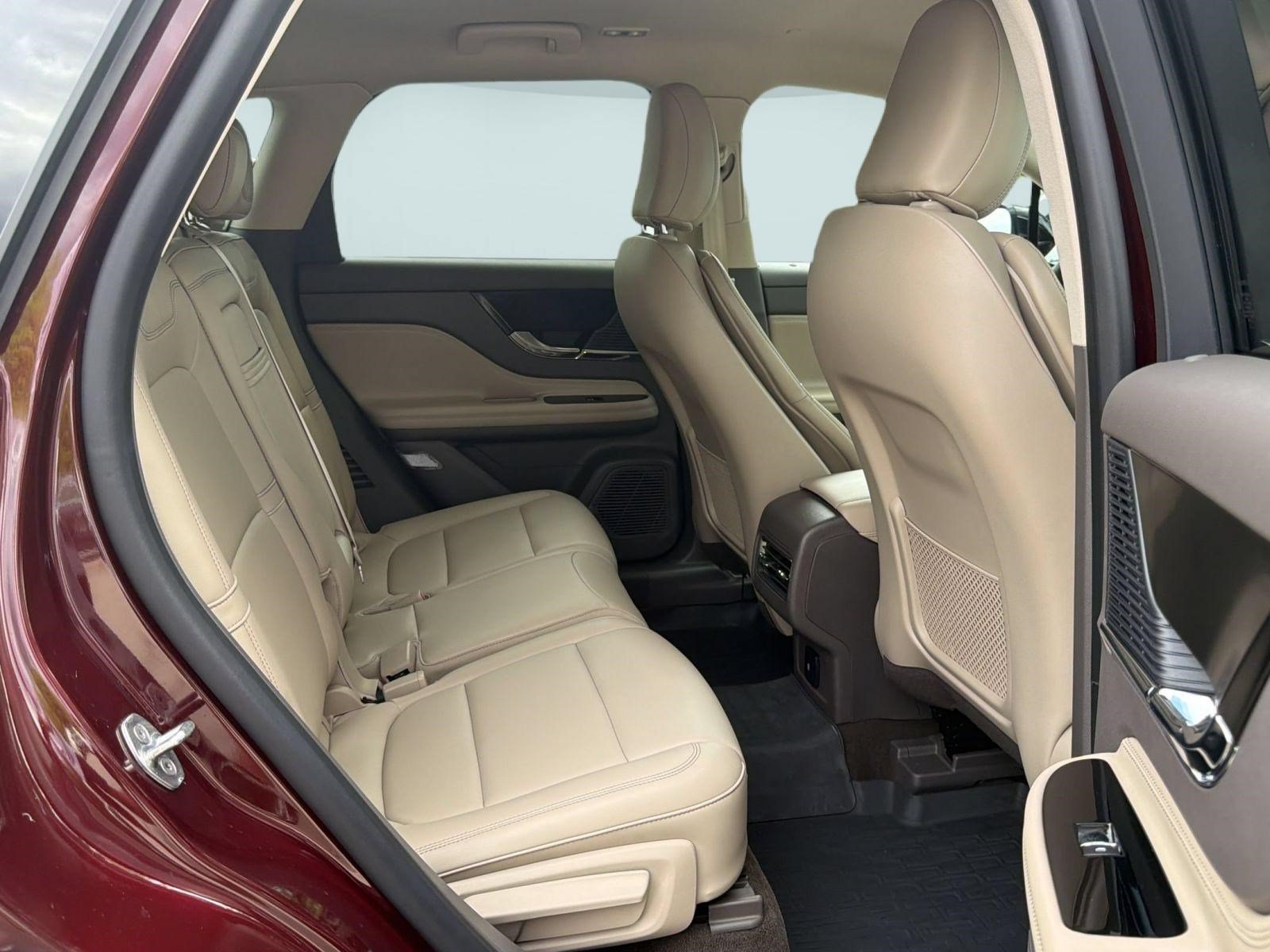 Used 2021 Lincoln Corsair AWD image 27