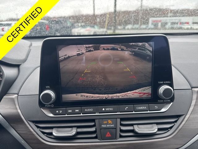 Used 2024 Nissan Altima 2.5 SV AWD/4WD image 3