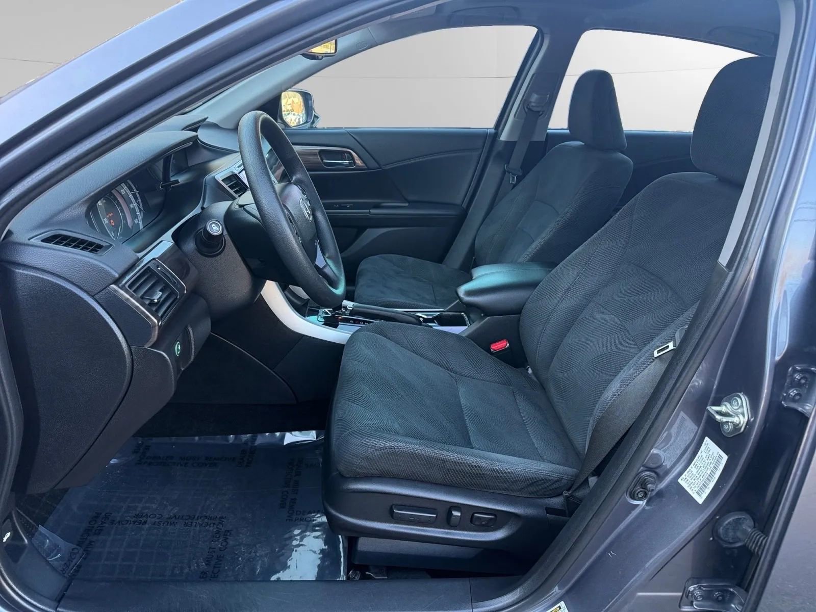 Used 2016 Honda Accord EX image 13