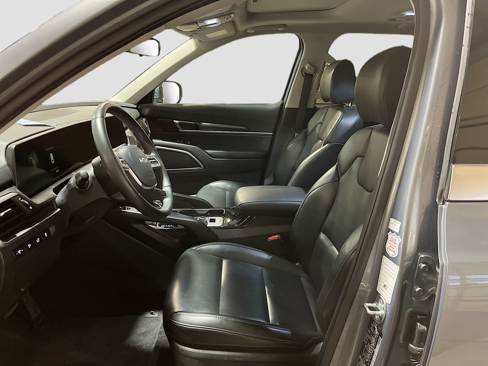 Used 2025 Kia Telluride S AWD/4WD image 22