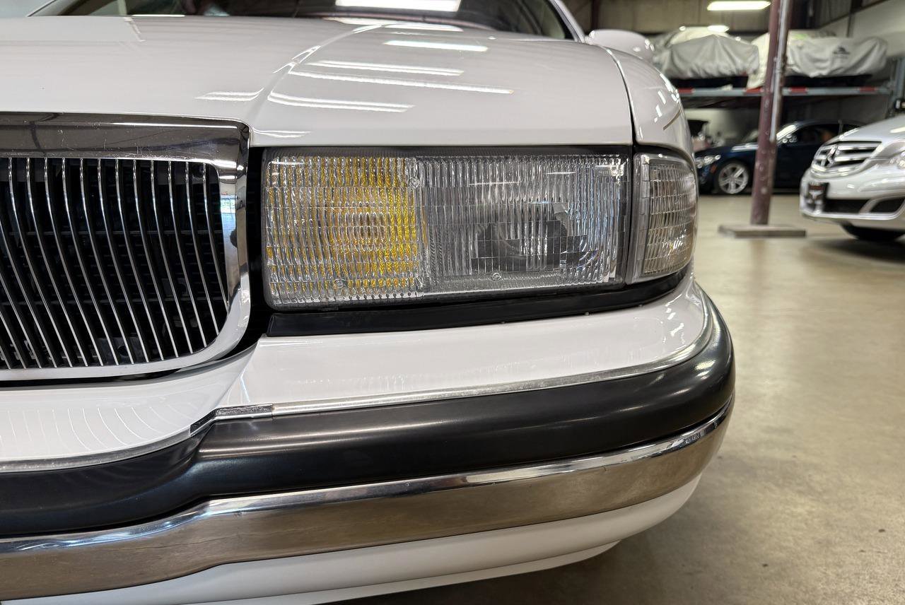 Used 1995 Buick Roadmaster Estate RWD image 23