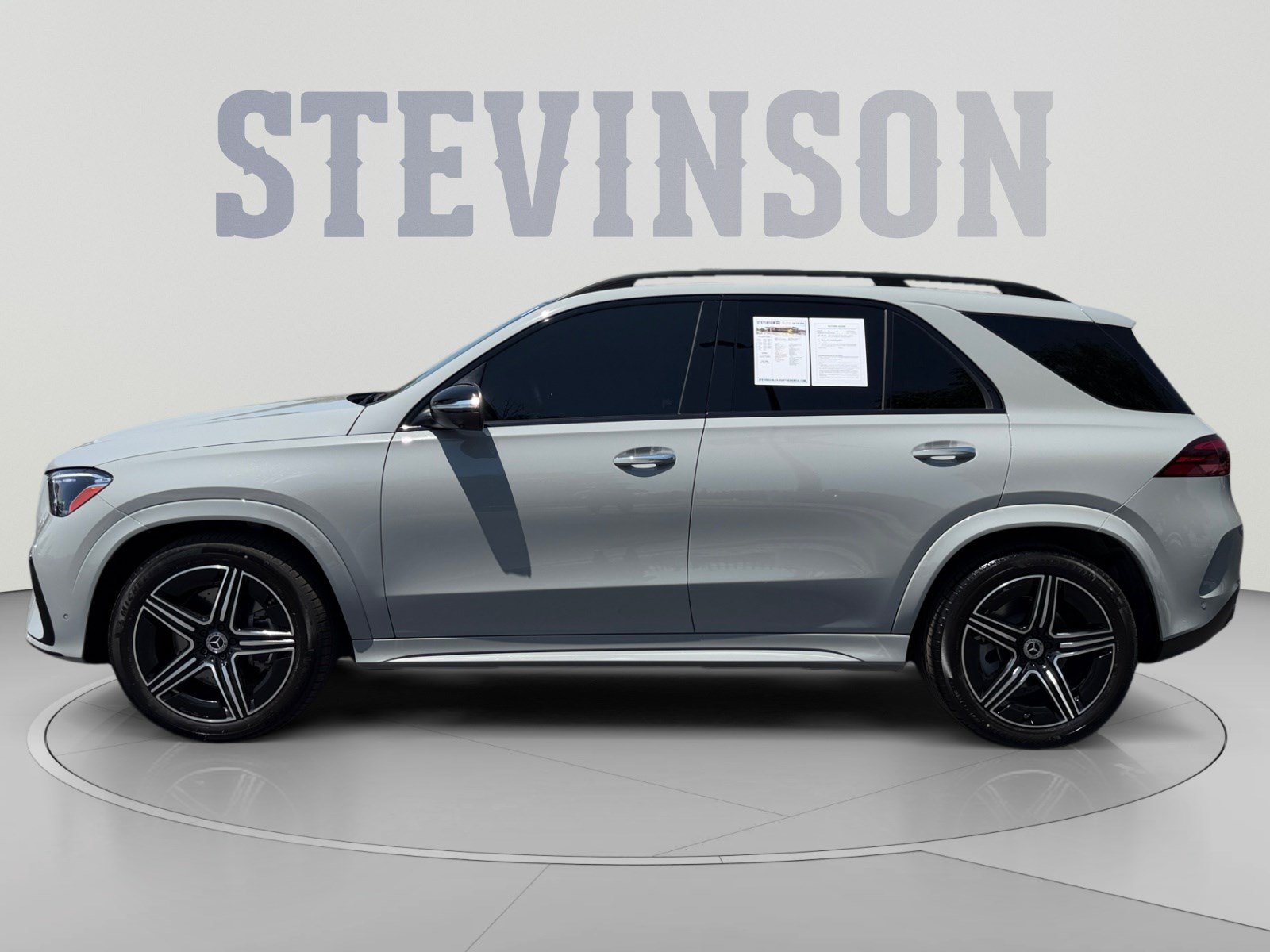 Used 2025 Mercedes-Benz GLE 350 4MATIC image 2