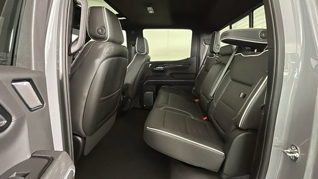 Used 2025 GMC Sierra 1500 AT4X AWD/4WD image 26