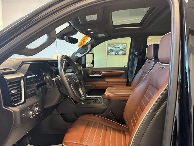 Used 2024 GMC Sierra 3500 Denali Ultimate image 18