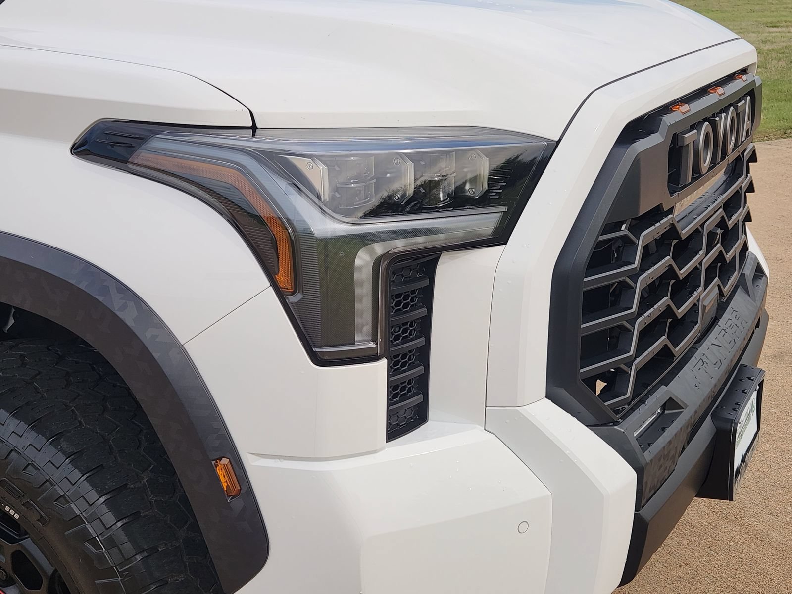 Used 2024 Toyota Tundra TRD Pro AWD/4WD image 12