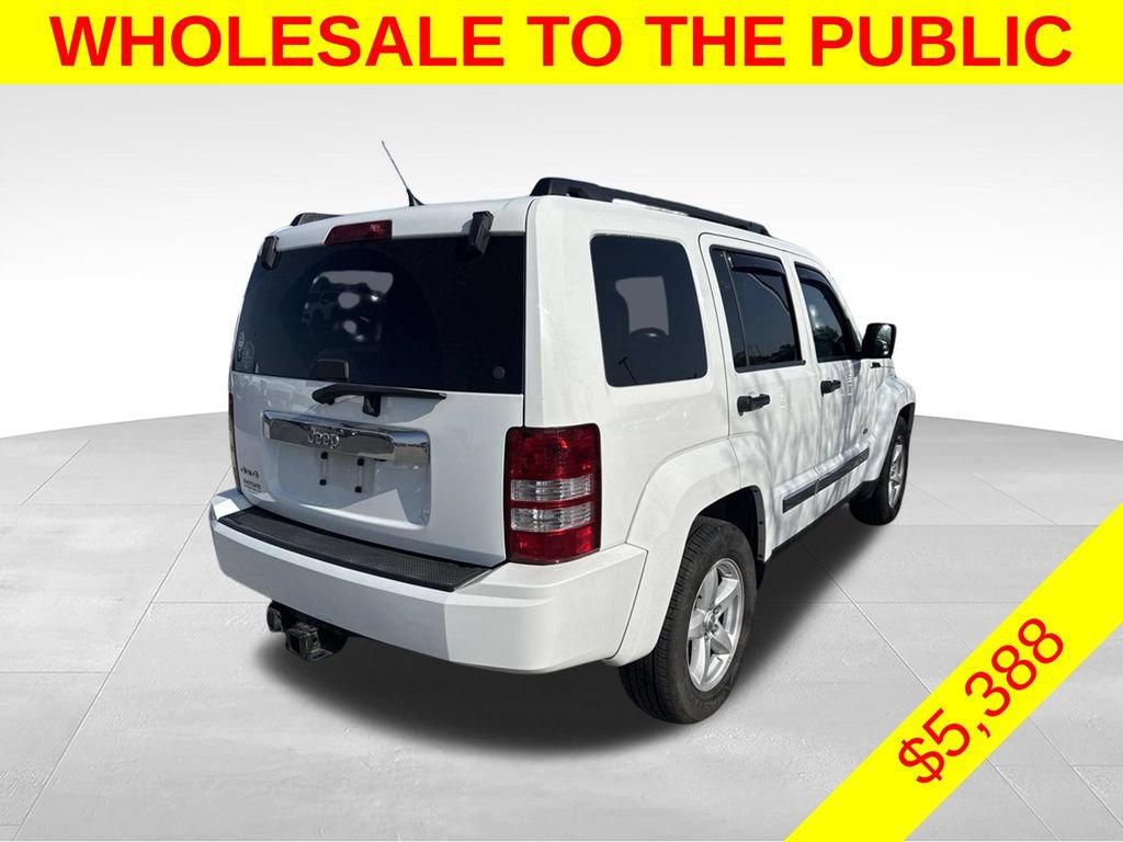 Used 2012 Jeep Liberty Sport AWD/4WD image 7