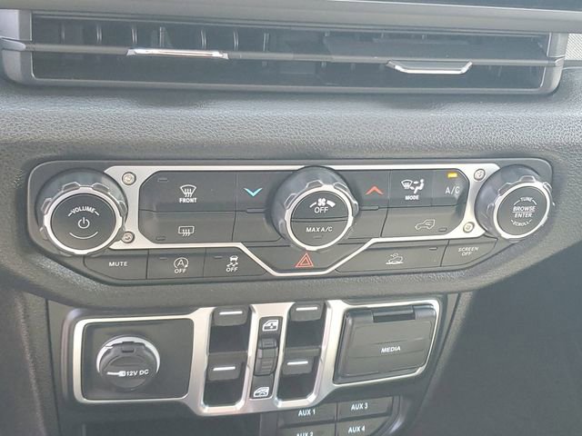 Used 2024 Jeep Gladiator Sport AWD/4WD image 24