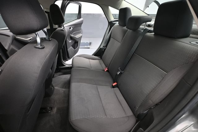 Used 2012 Ford Focus SEL FWD image 33