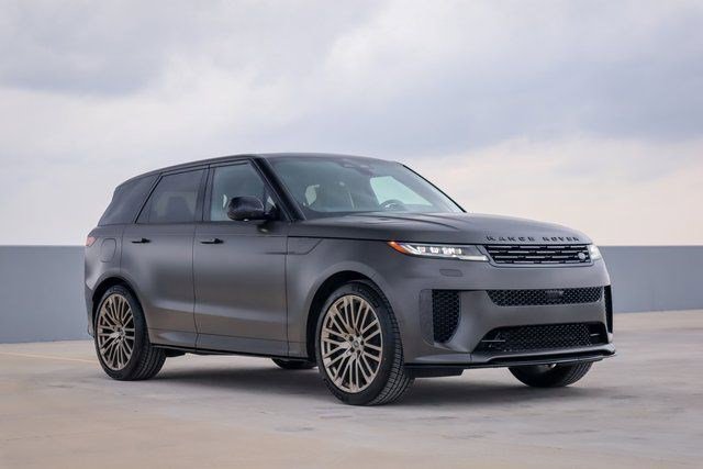 New 2025 Land Rover Range Rover Sport SV Edition Two image 3
